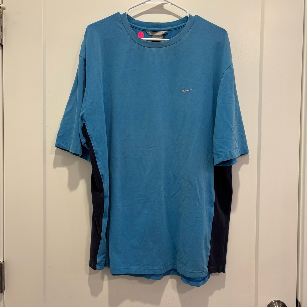 VTG Nike Mens XL Blue T-Shirt Short Sleeve Embroidered Swoosh Navy Side Panels